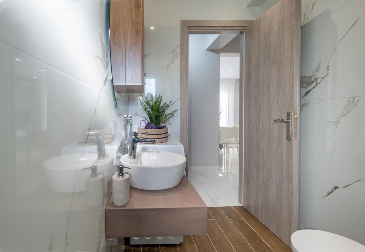 Nk Luxury Apartments Preveza Eksteriør billede